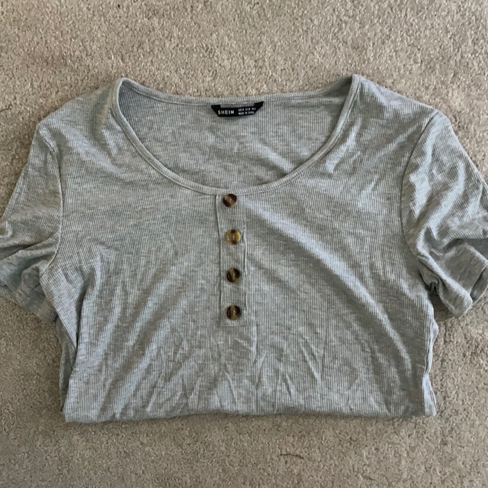 SHEIN grey ribbed tshirt